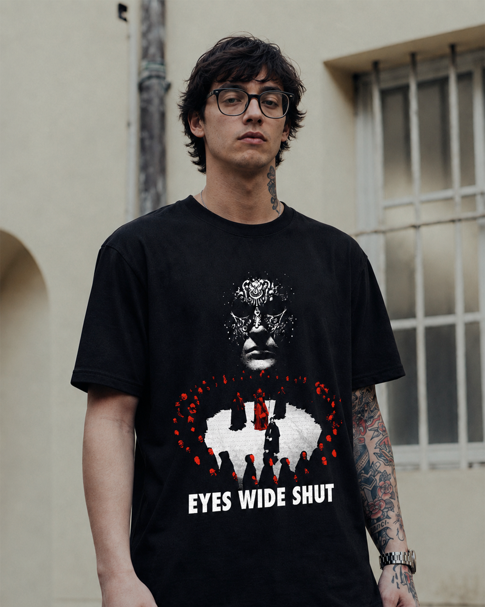 Camiseta Preta Eyes Wide Shut Secret Society