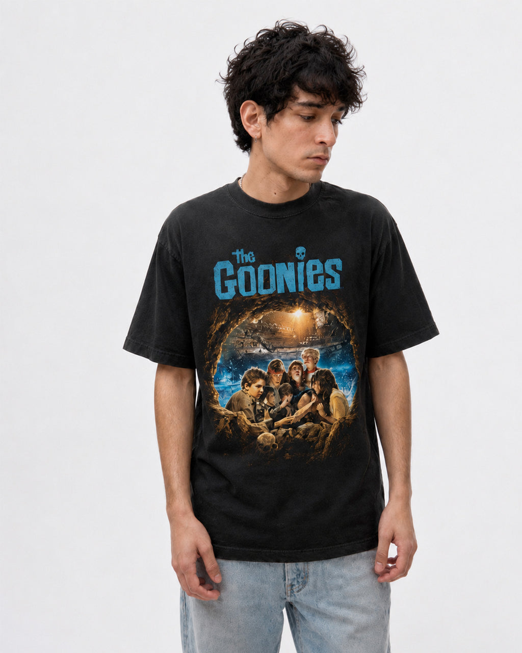 Camiseta Preta The Goonies Treasure Hunt Edition