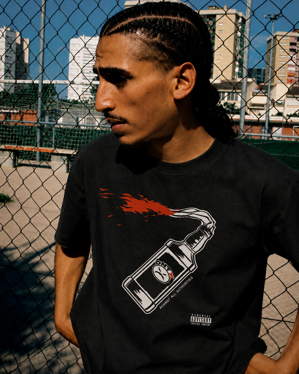 Camiseta Preta Onyx Fire Against Authority