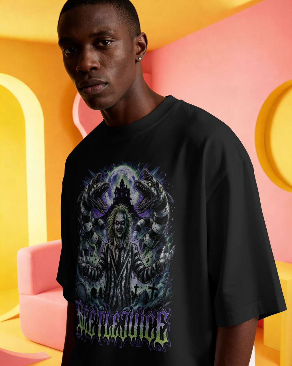 Camiseta Preta Beetlejuice Graveyard Madness
