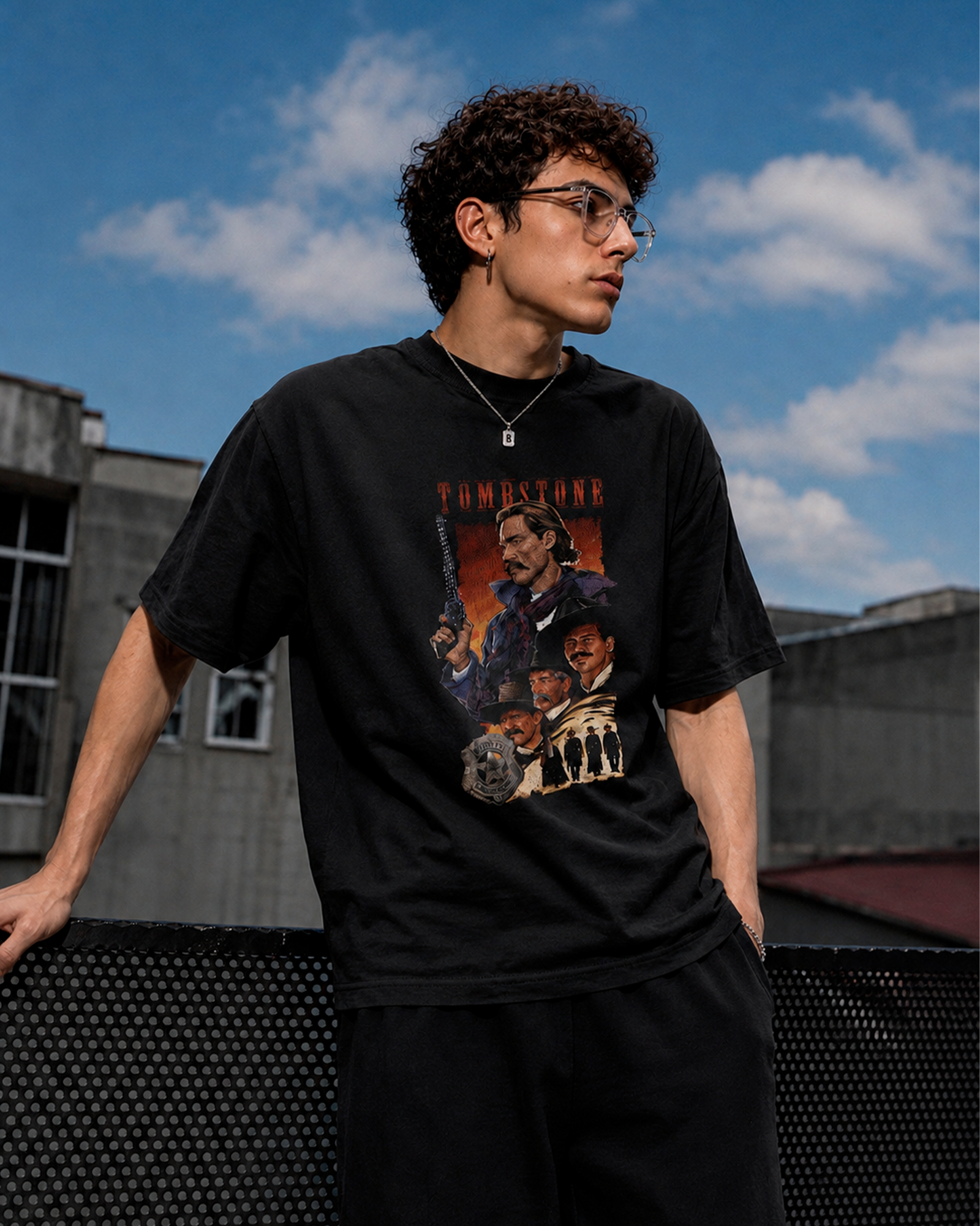 Camiseta Preta Tombstone Lawmen & Outlaws