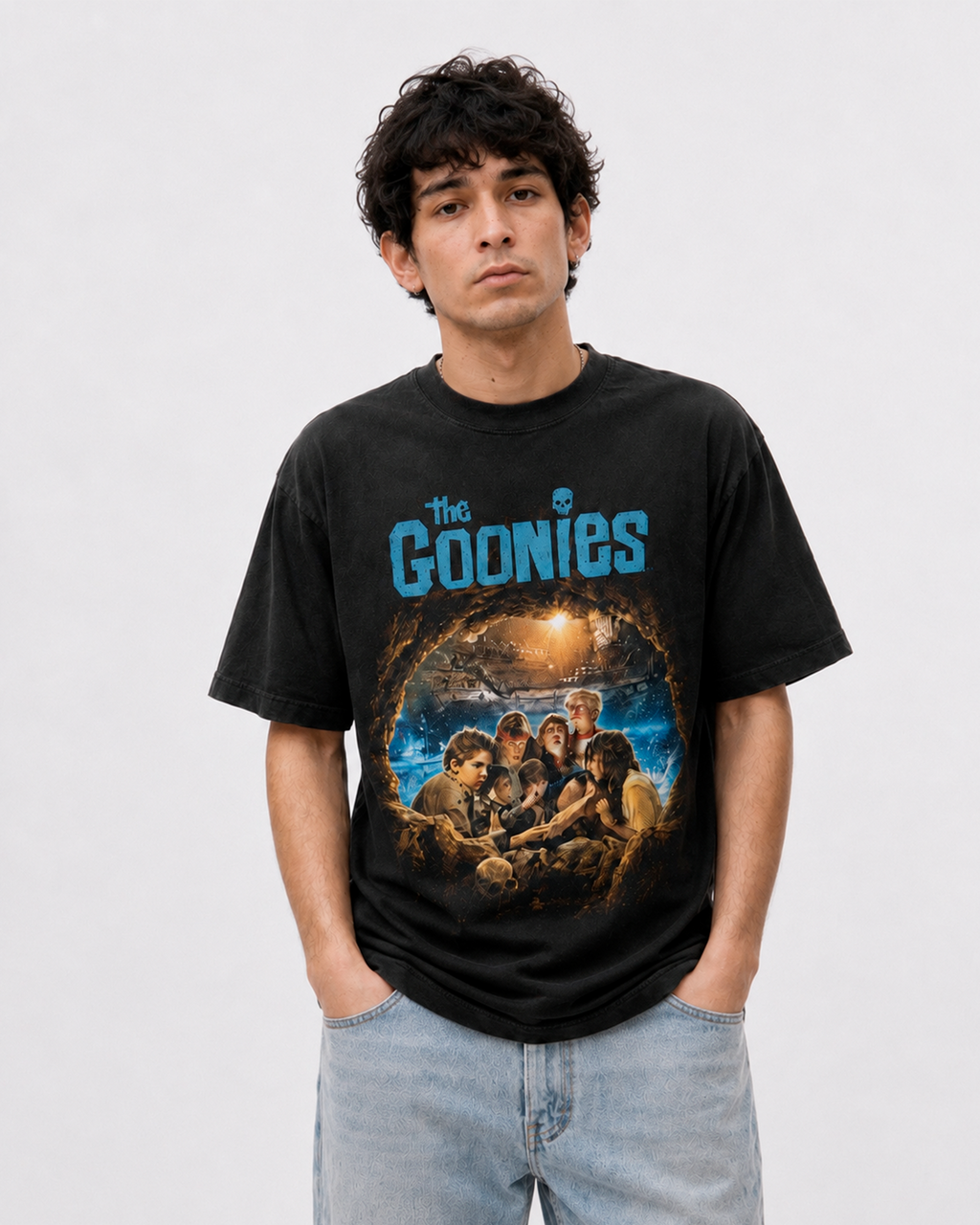 Camiseta Preta The Goonies Treasure Hunt Edition