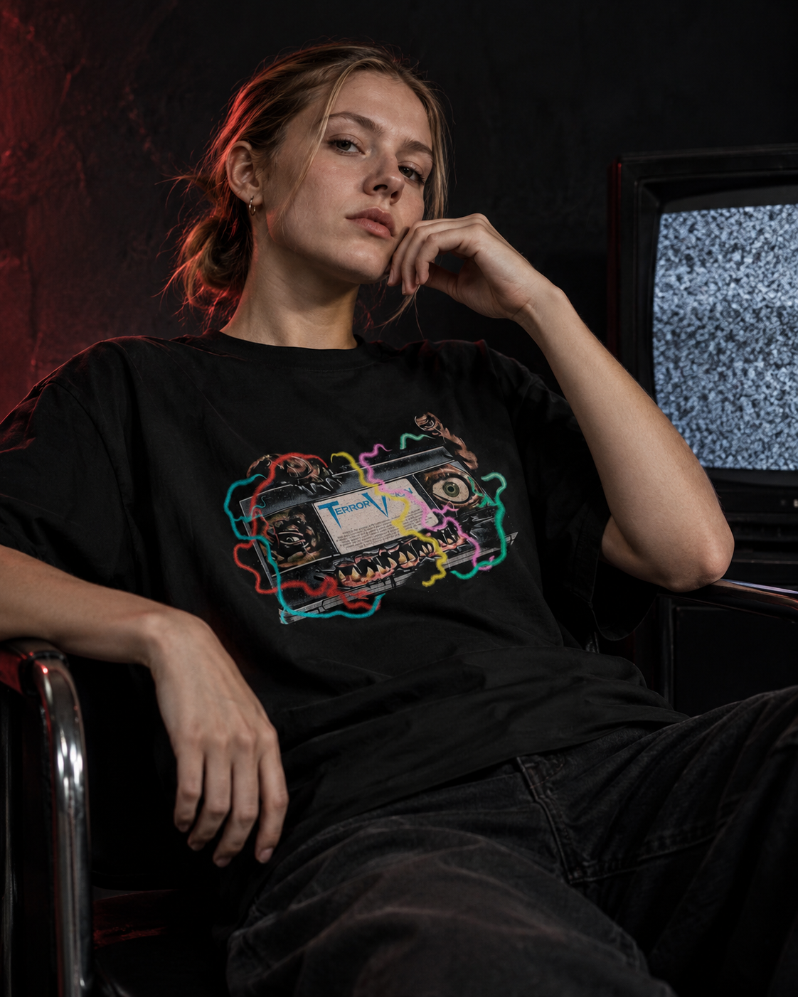 Camiseta Preta VHS Horror Monster Television