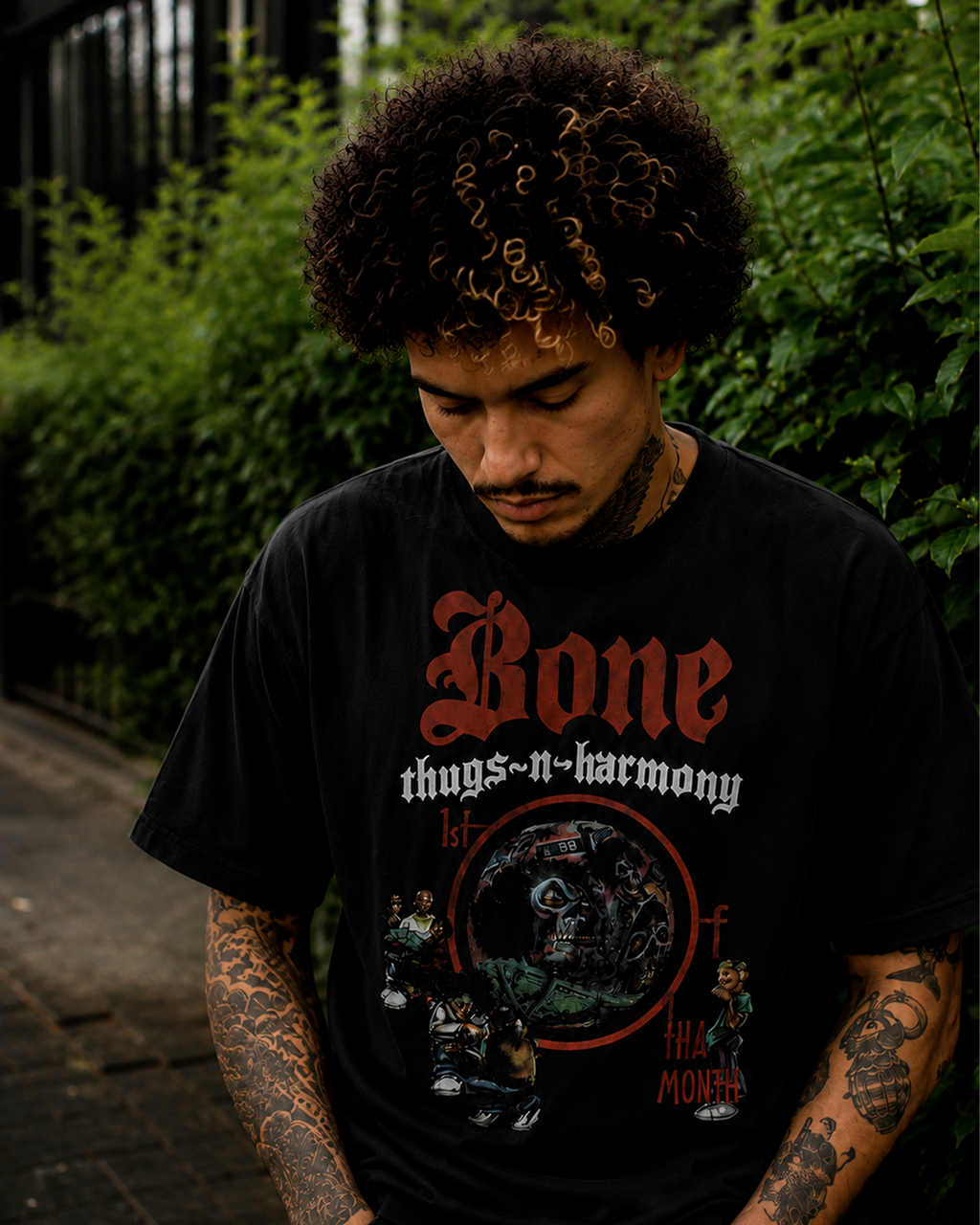 Camiseta Preta Bone Thugs-N-Harmony 1st of Tha Month