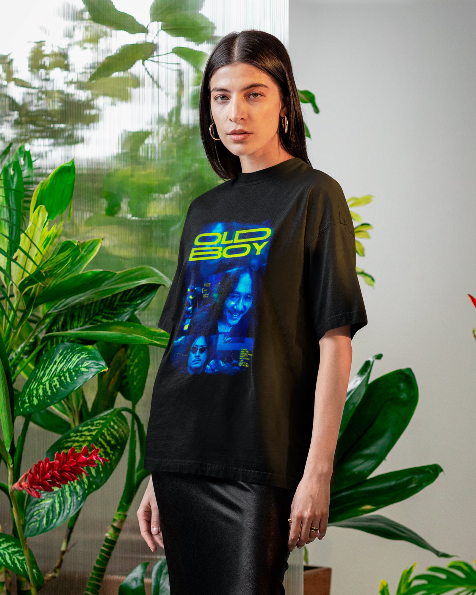 Camiseta Preta Oldboy Neon Estampa Colorida Estilo Urbano Unissex