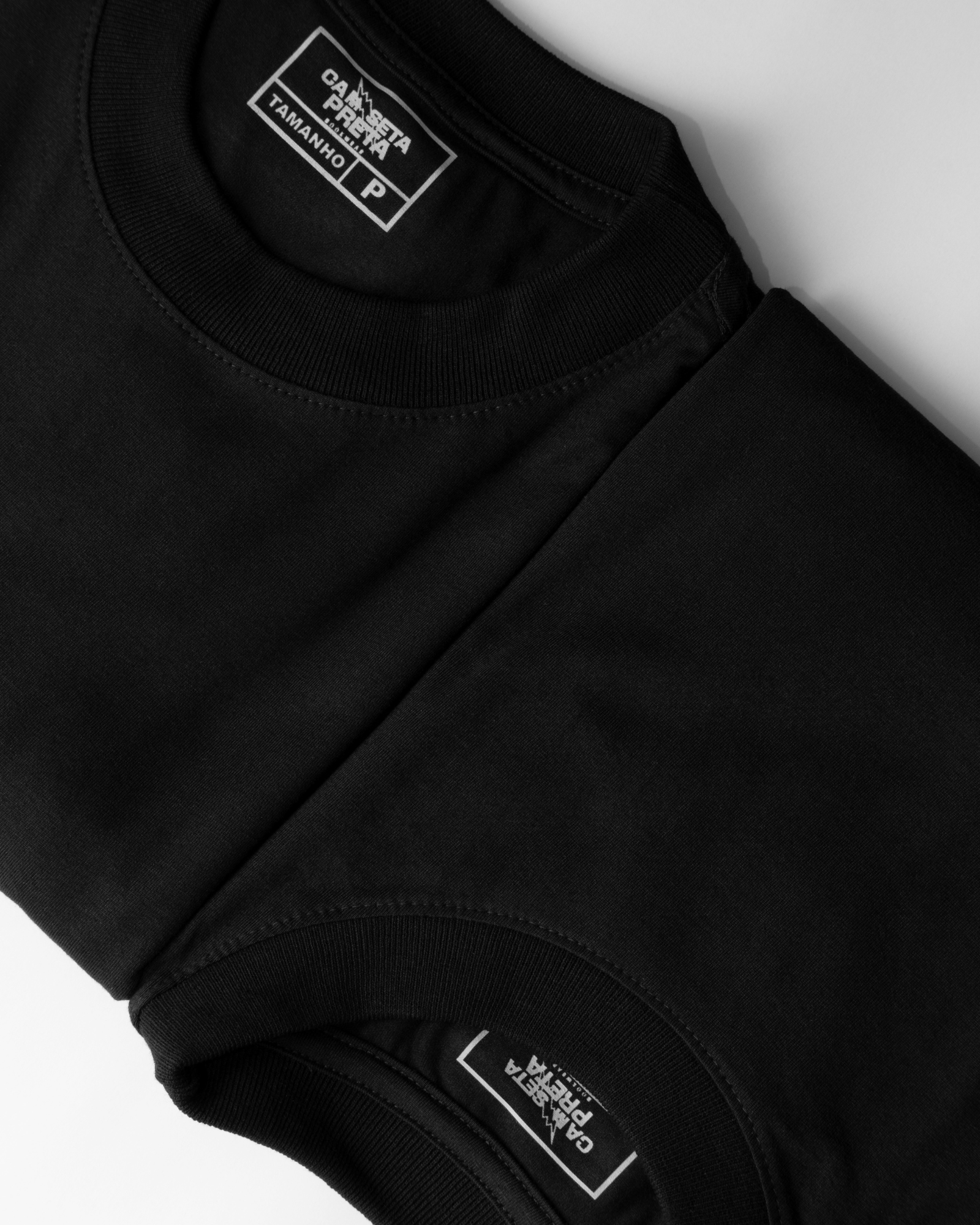 Camiseta Preta Lisa Básica Unissex