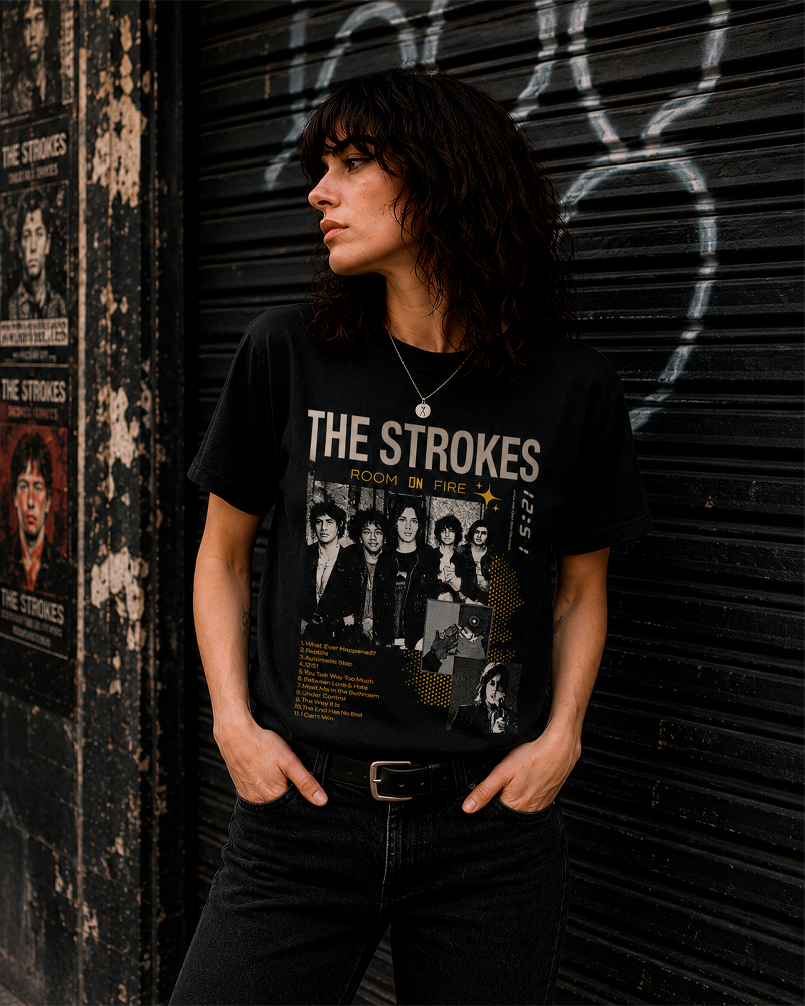 Camiseta Preta The Strokes Room On Fire às 12:51