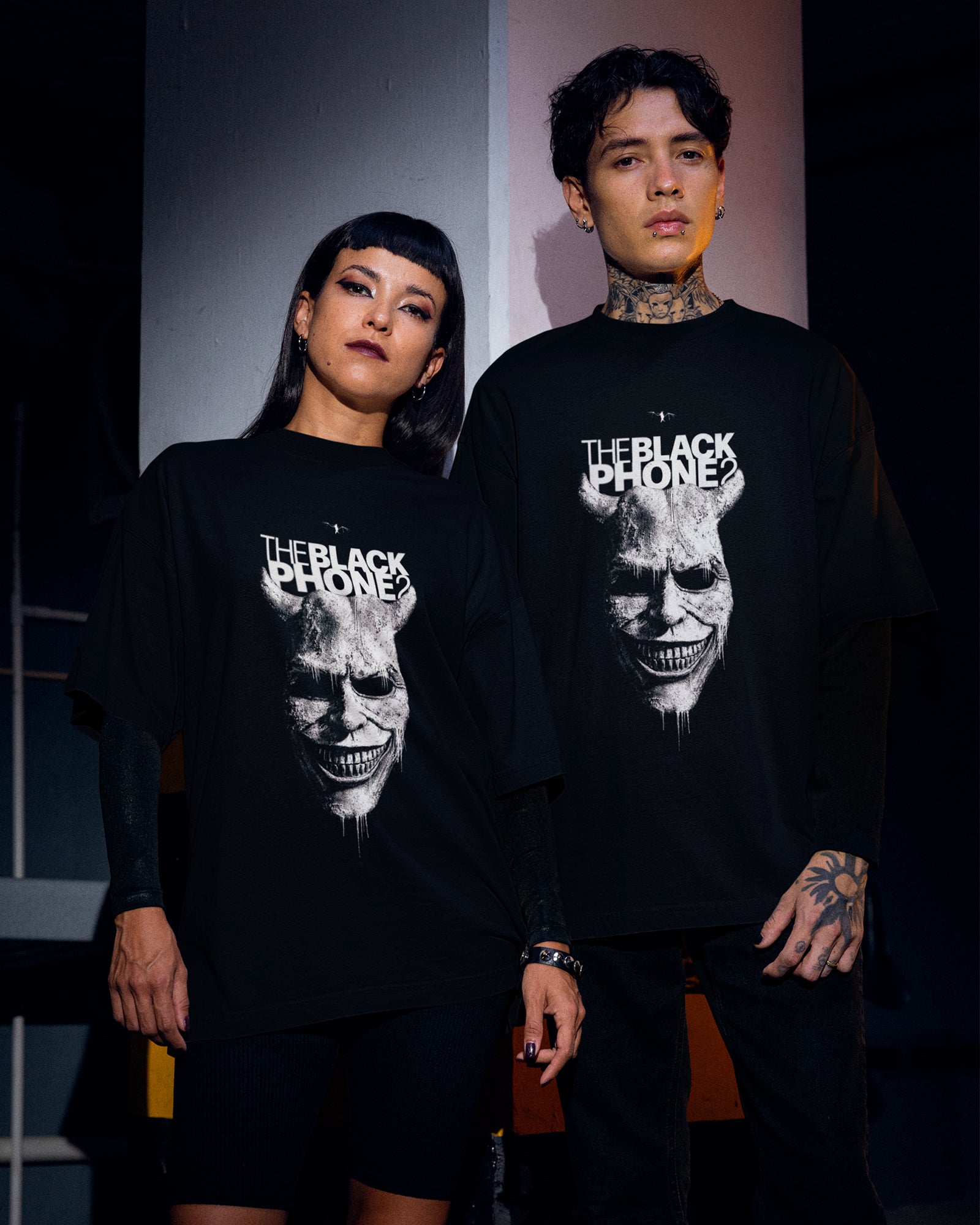 Camiseta Preta The Black Phone Máscara Unissex