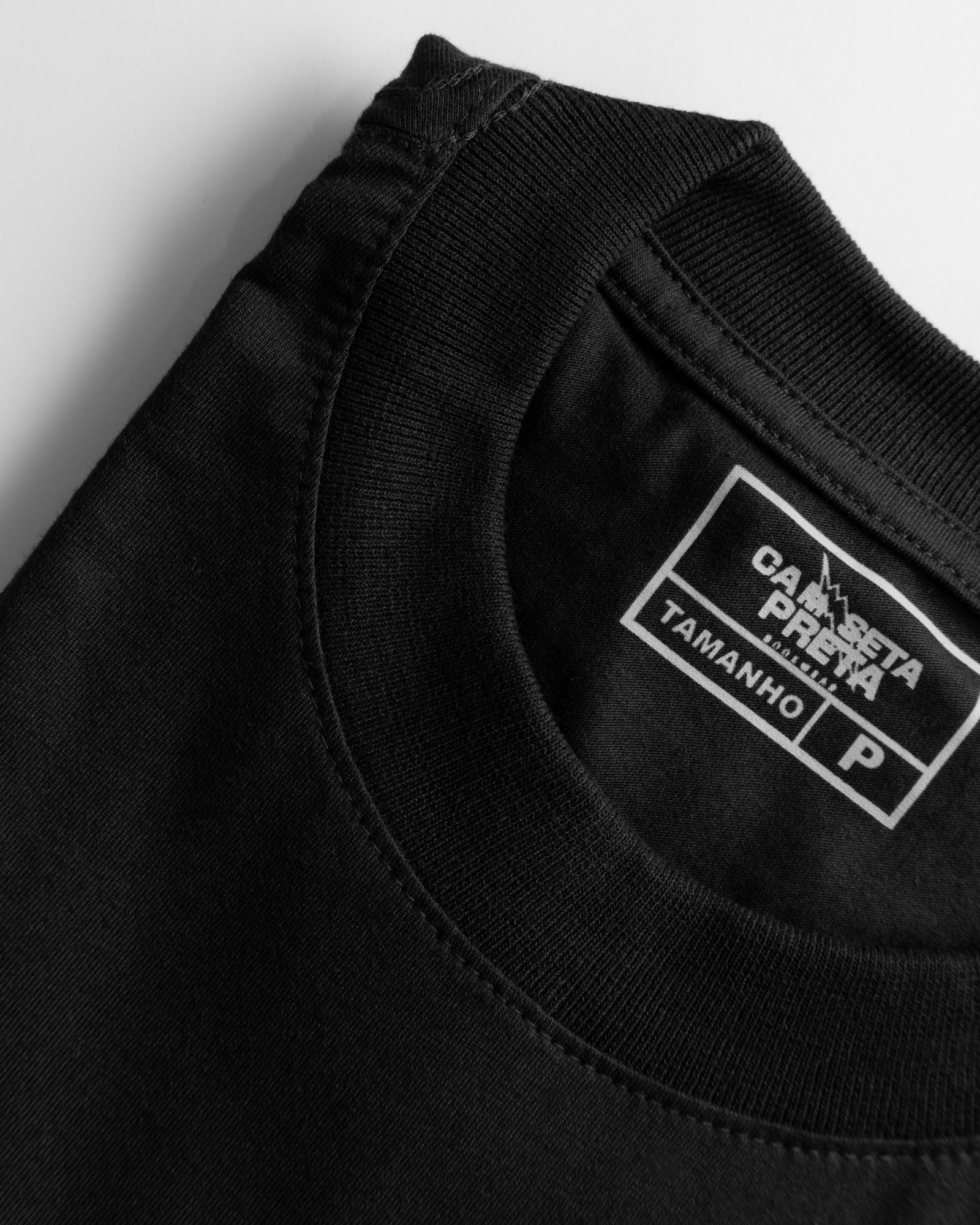 Camiseta Preta Lisa Básica Unissex