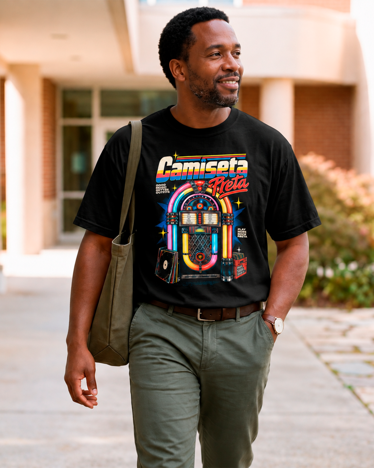 Camiseta Preta Jukebox Good Music Better Outfits