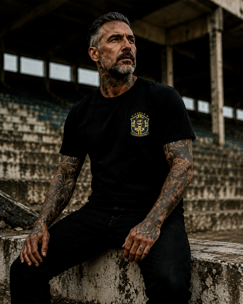 Camiseta Preta Camisa 10 da Seleção Brasileira do Rock Mão Esqueleto