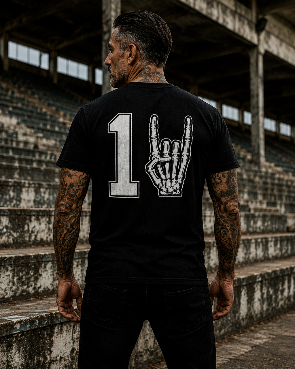 Camiseta Preta Camisa 10 da Seleção Brasileira do Rock Mão Esqueleto