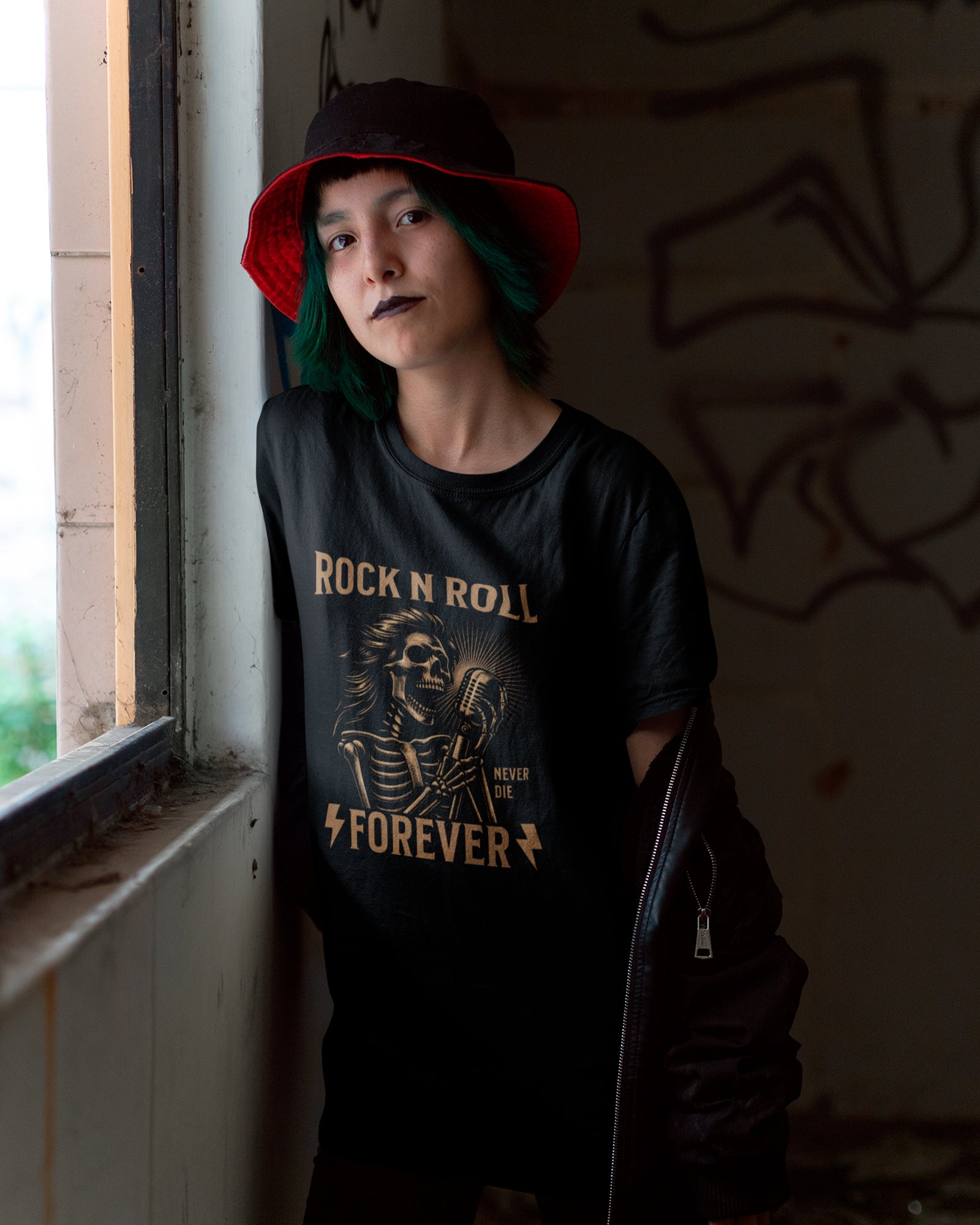 Camiseta Rock N Roll Never Die Forever