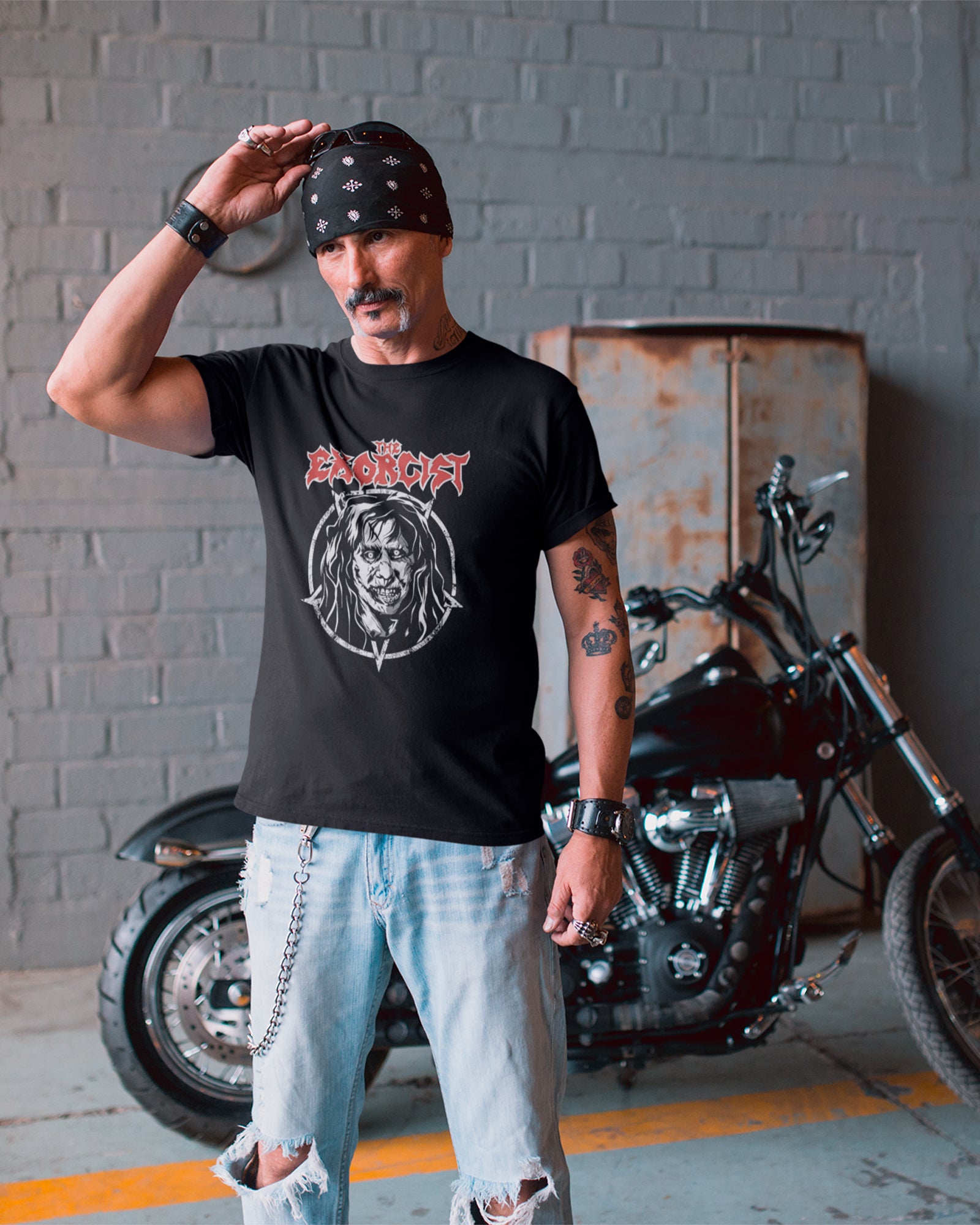 Camiseta Preta The Exorcist Filme de Terror Clássico