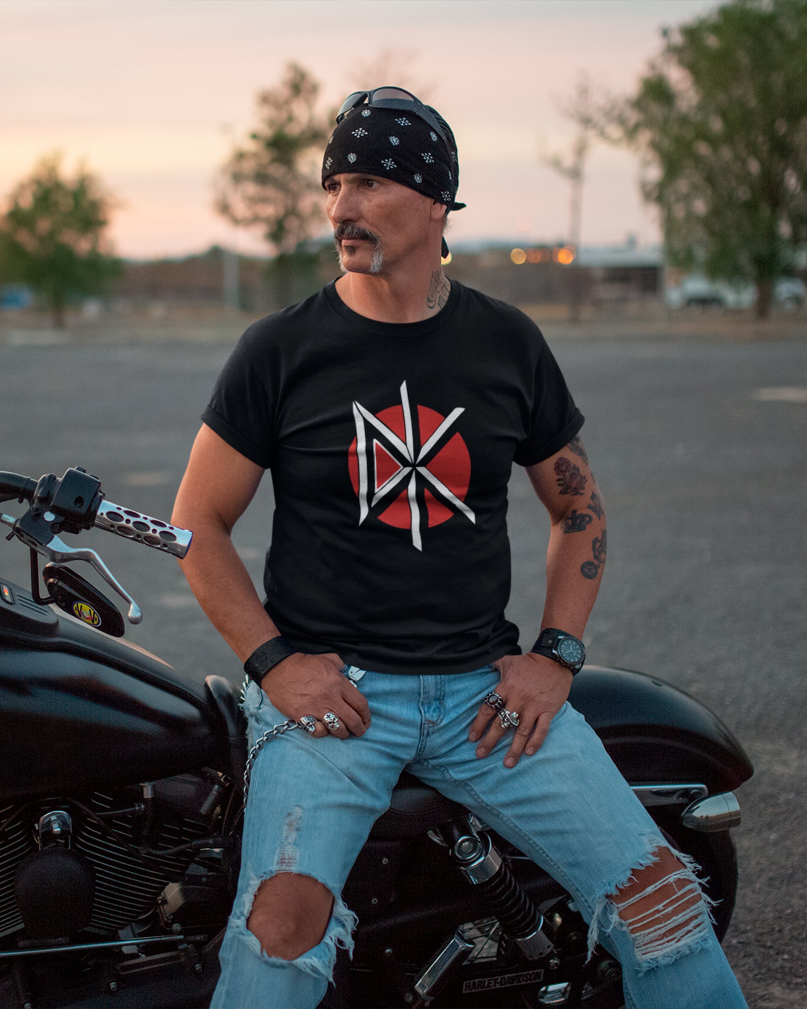 Camiseta Preta Dead Kennedys Logo Vermelha Punk Rock