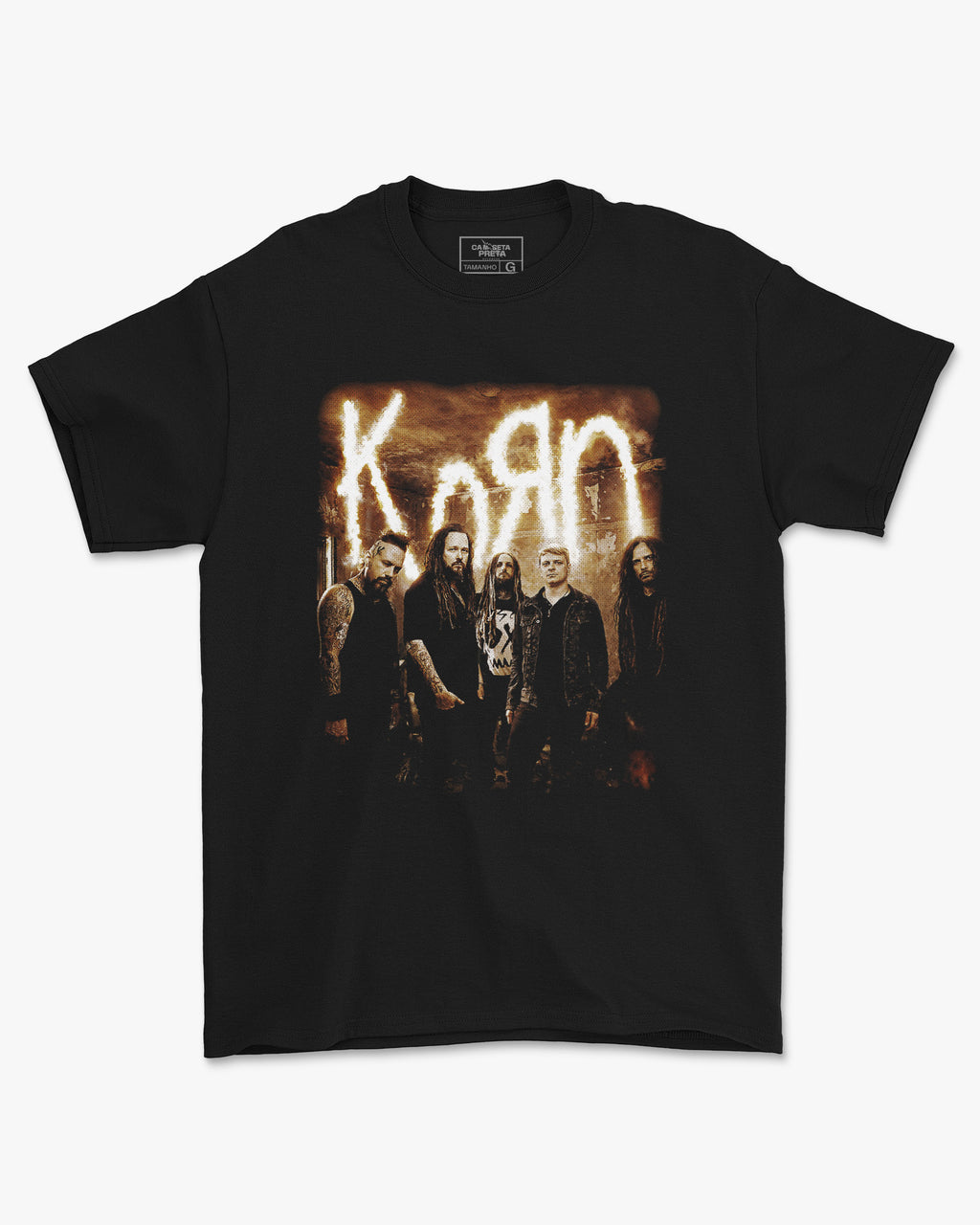 Camiseta Preta Korn Integrantes em Fumaça Rock