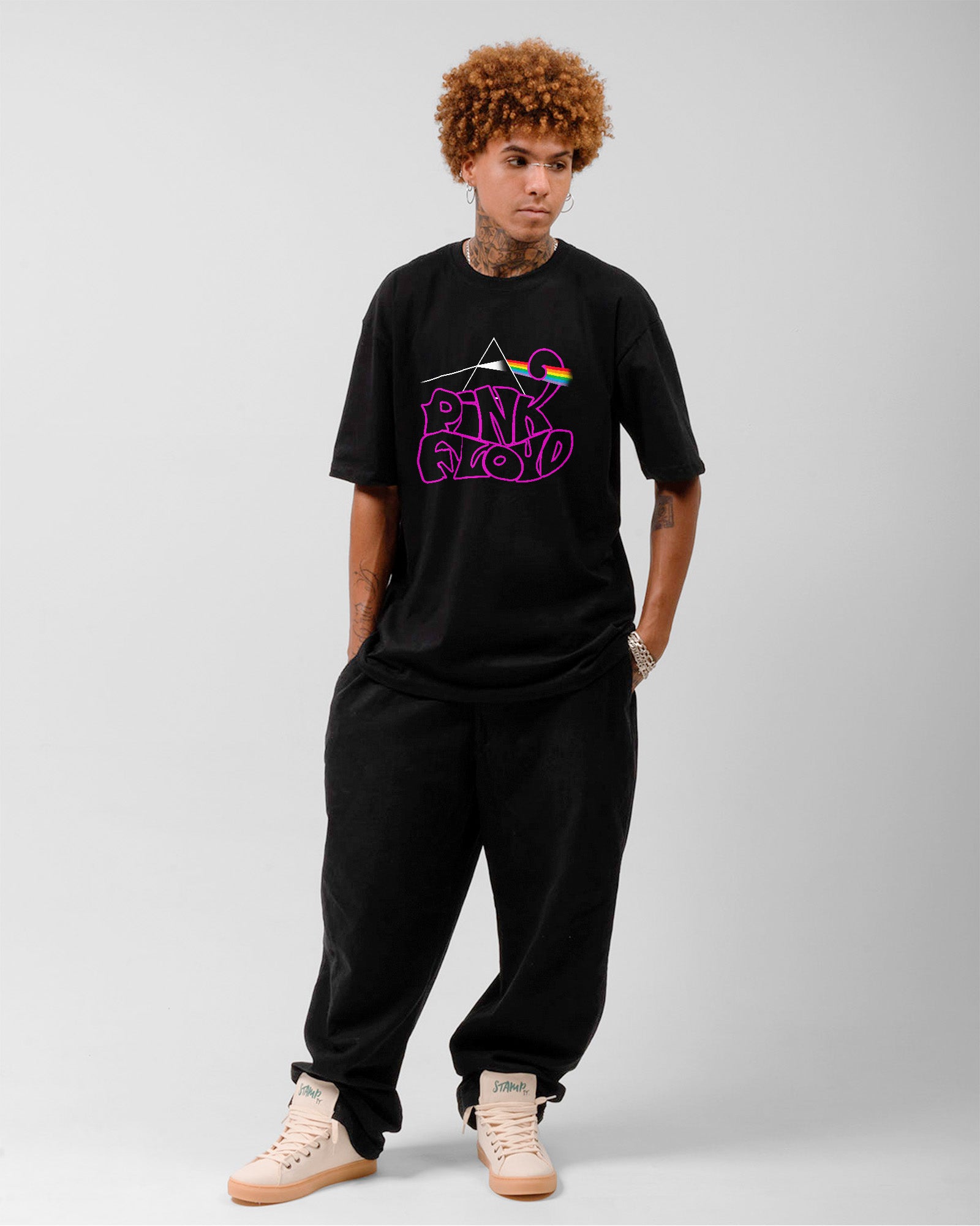 Camiseta Preta Pink Floyd Retrô Estilo