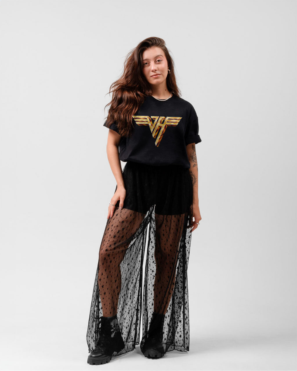Camiseta Preta Van Halen Logo Dourado Unissex