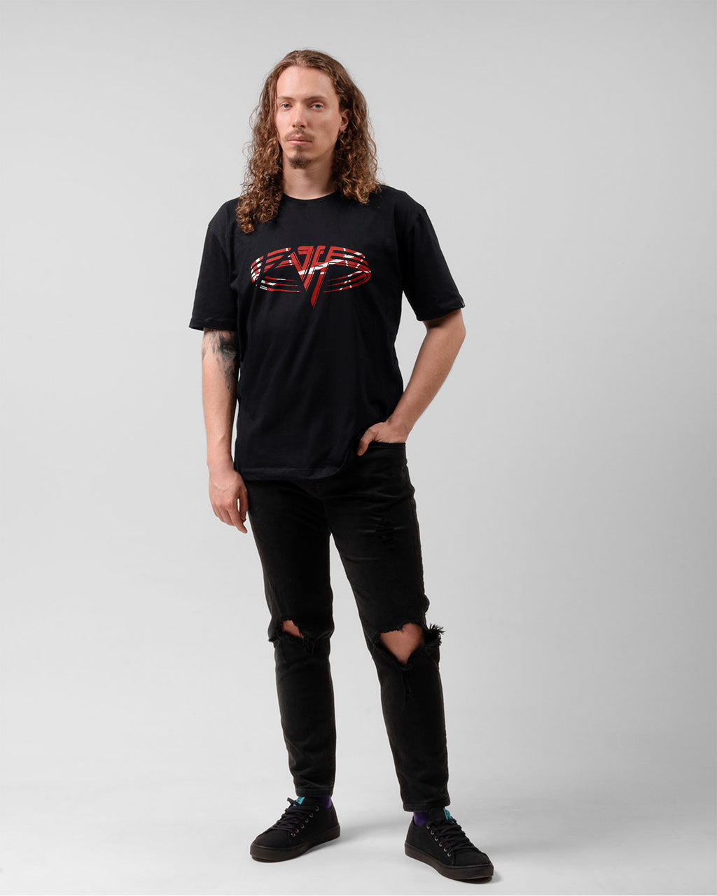 Camiseta Preta Van Halen Iniciais Logo Círculo Vermelho Unissex
