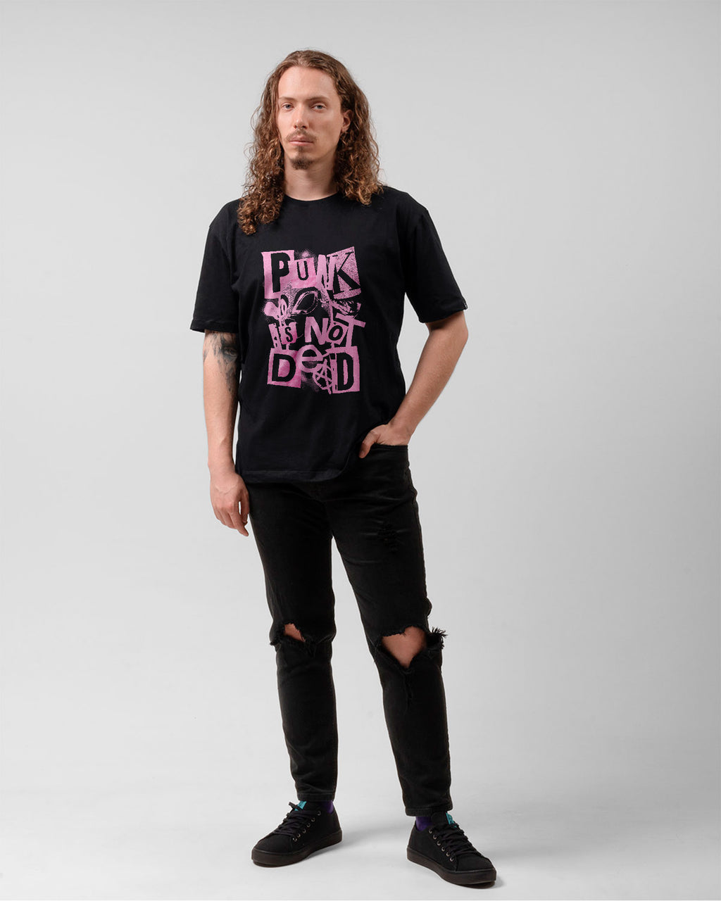 Camiseta Punk Is Not Dead Retrô