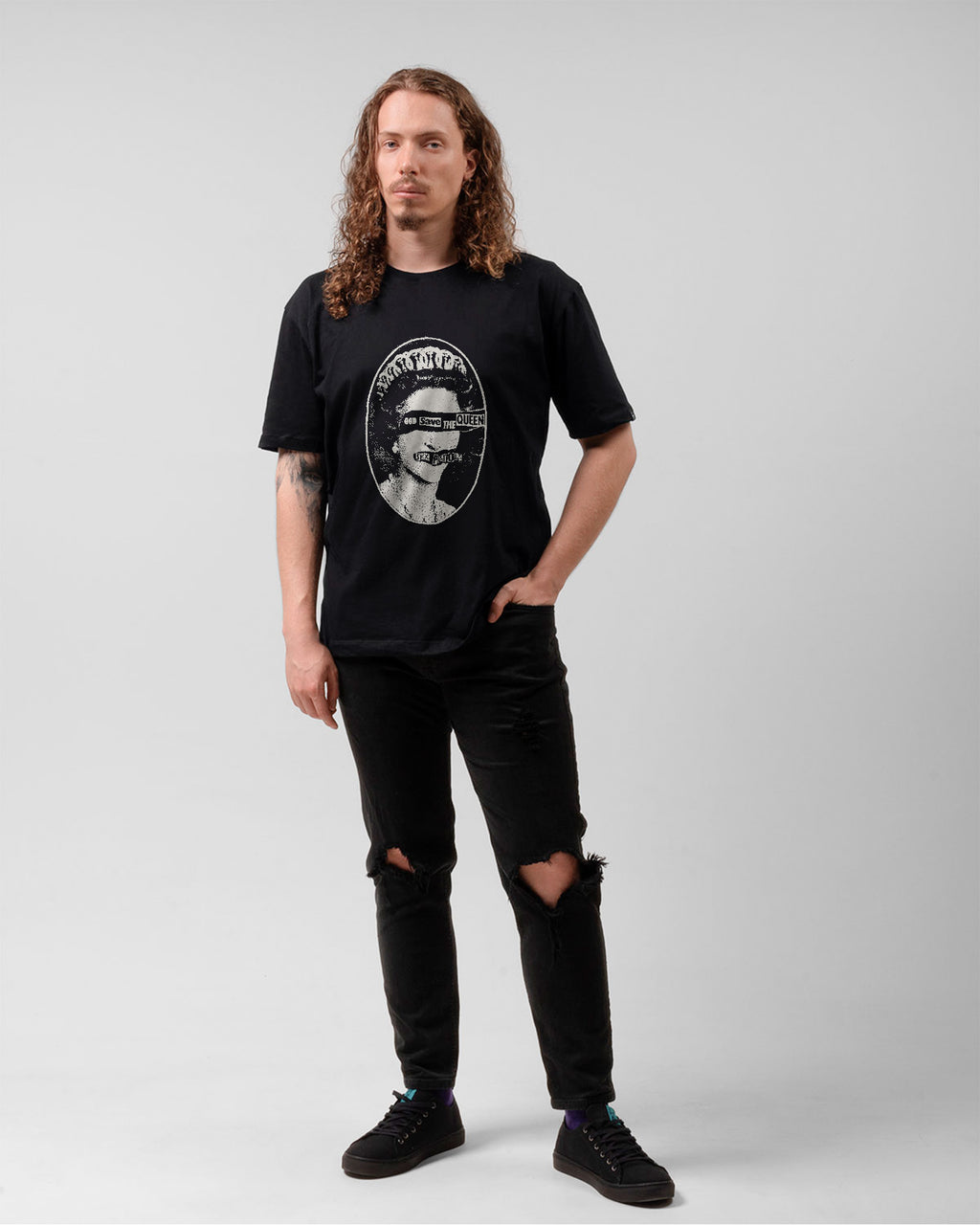Camiseta Preta Sex Pistols God Save the Queen Punk