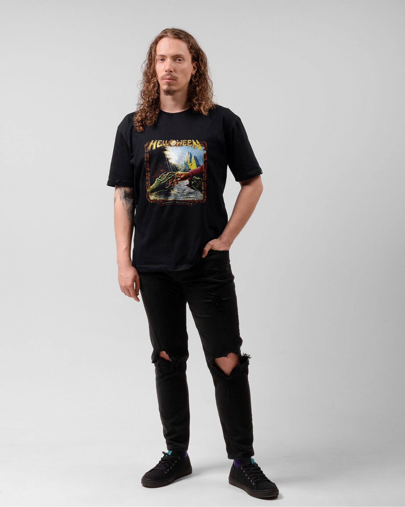 Camiseta Preta Helloween Mão Chave Keeper of the Seven Keys