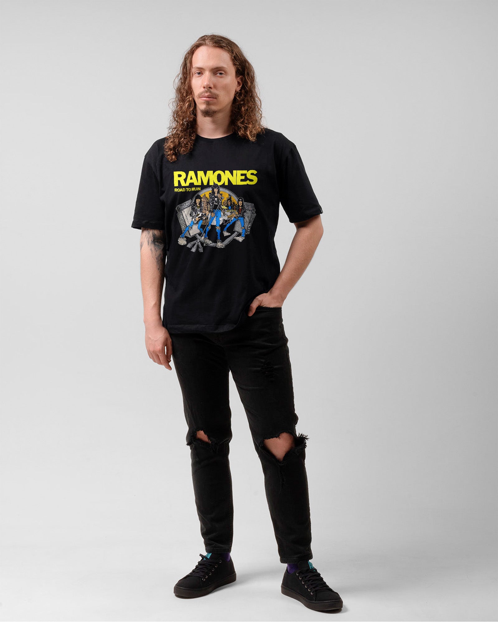 Camiseta Ramones Road to Ruin Integrantes Preta Estampada