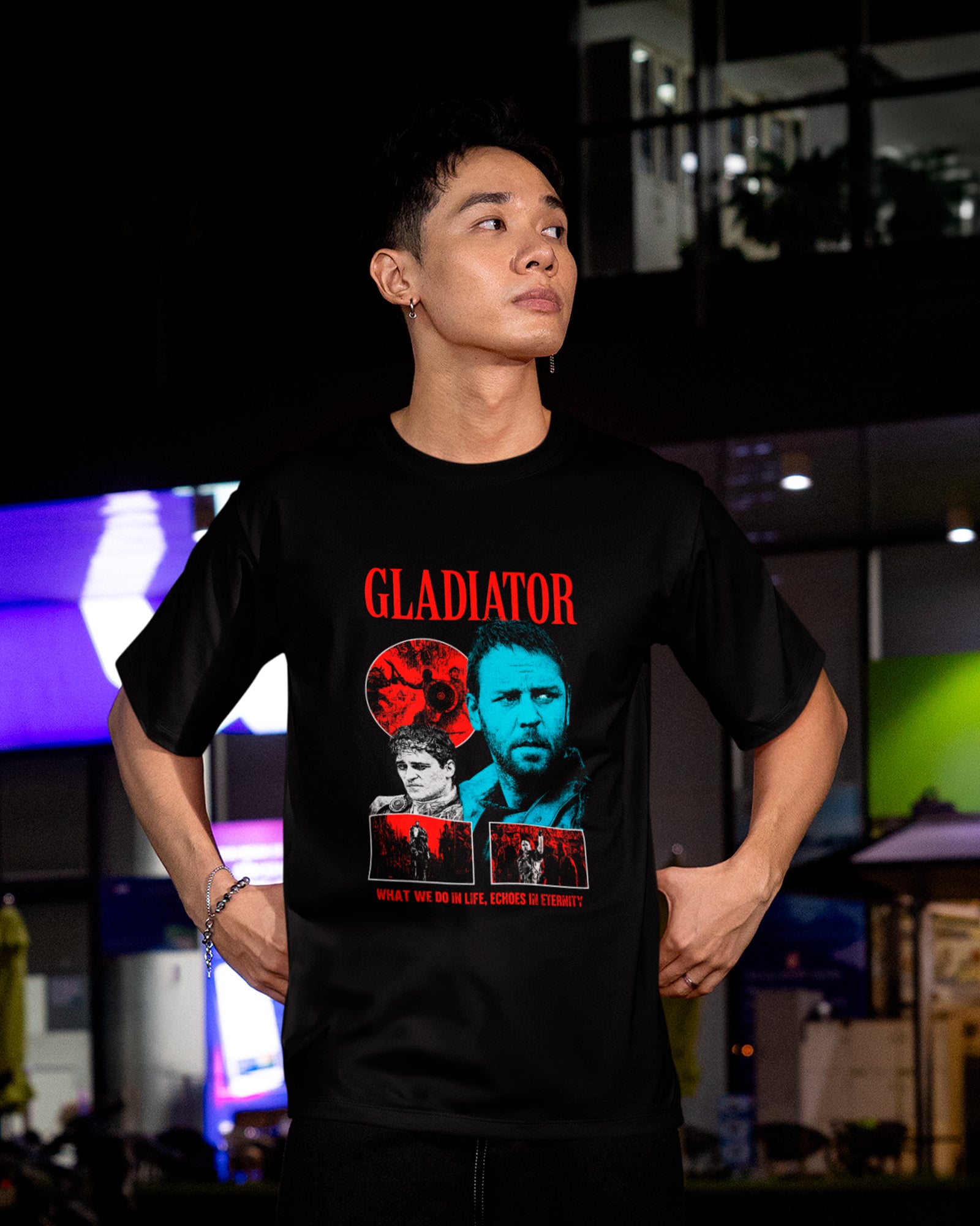 Camiseta Preta Gladiator What We Do In Life Echoes In Eternity Unissex