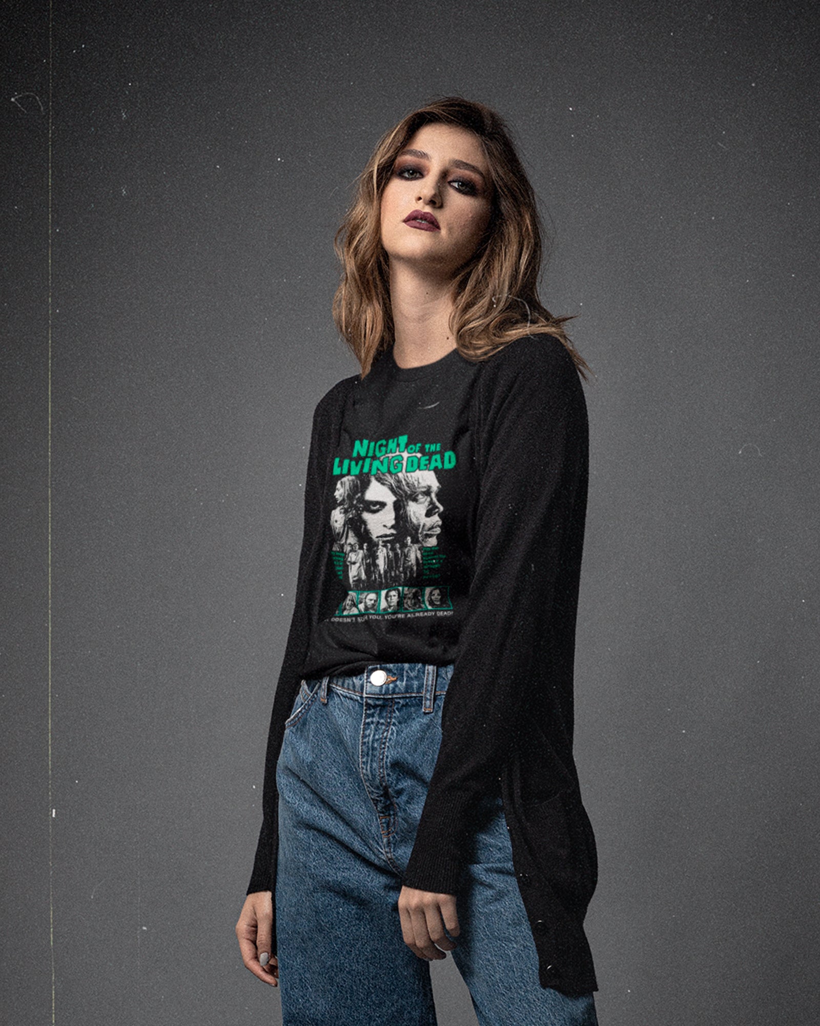 Camiseta Preta Night of the Living Dead Zumbis Unissex