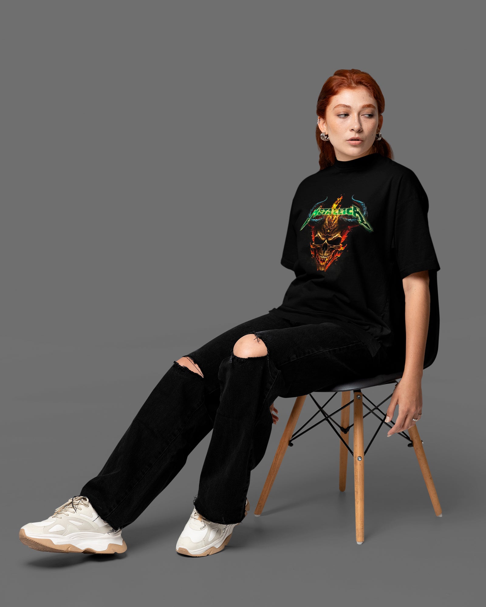 Camiseta Preta Metallica Fire Skull