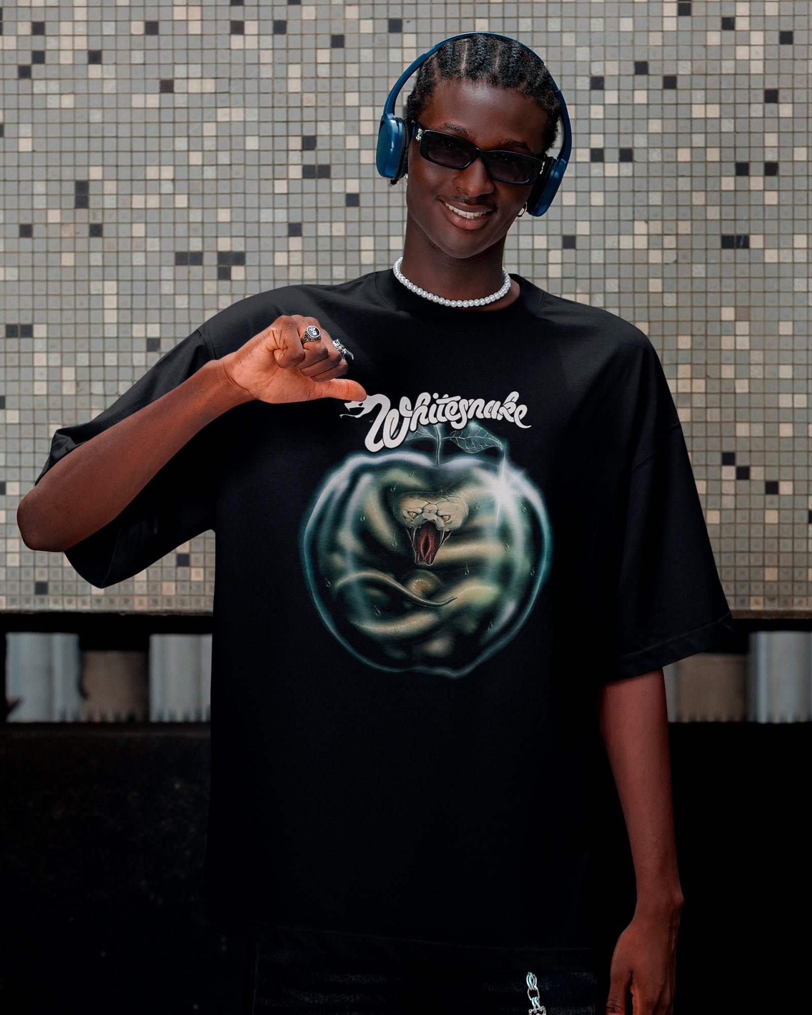 Camiseta Whitesnake Apple Vintage