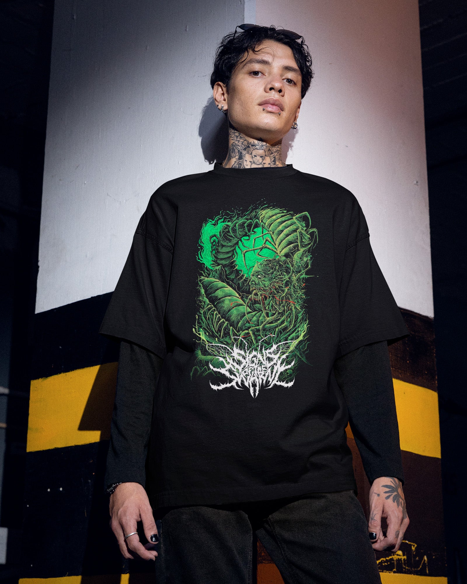 Camiseta Signs Of The Swarm