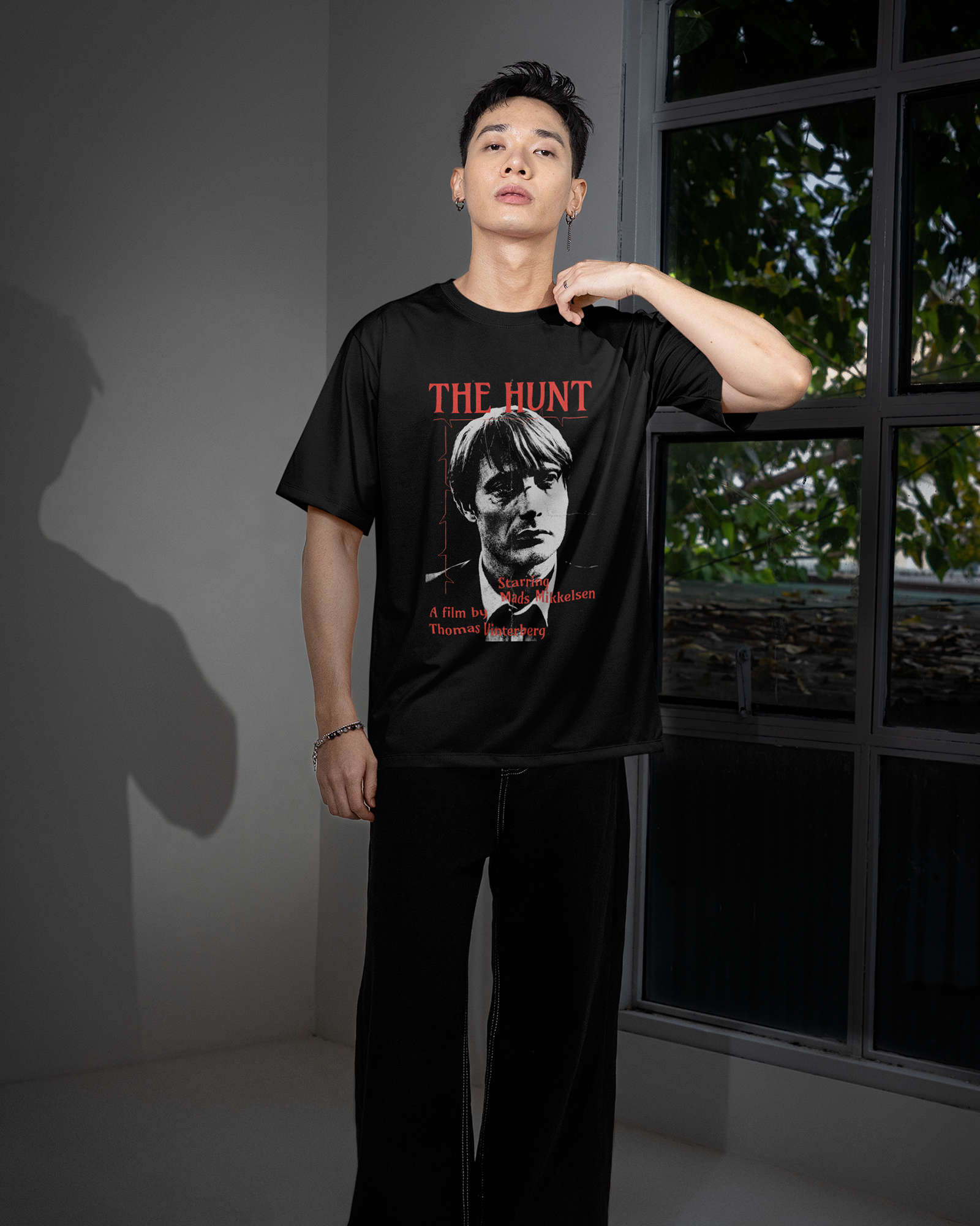 Camiseta The Hunt Mads Mikkelsen Preta Unissex