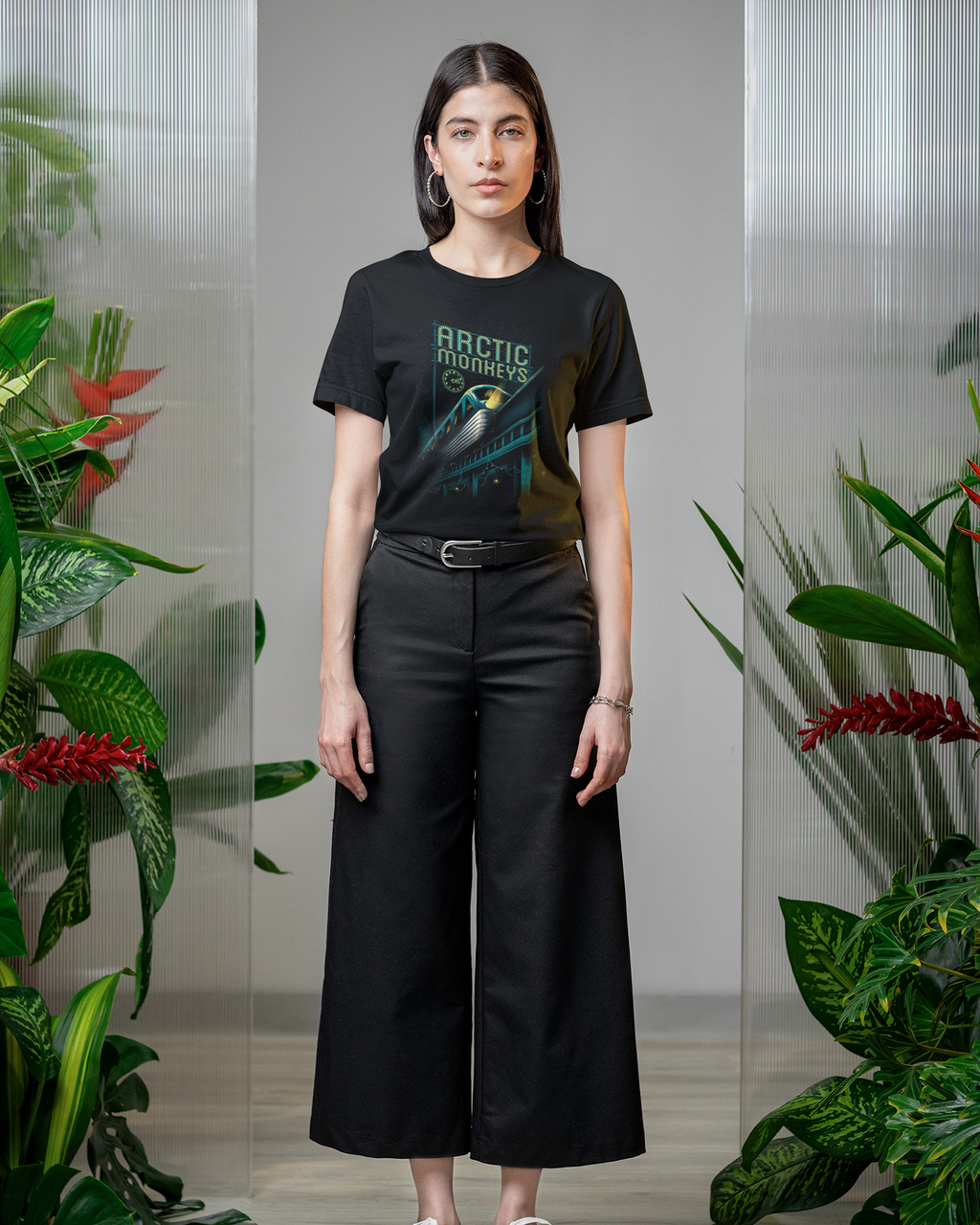 Camiseta Arctic Monkeys Midnight Train Retrô Unissex