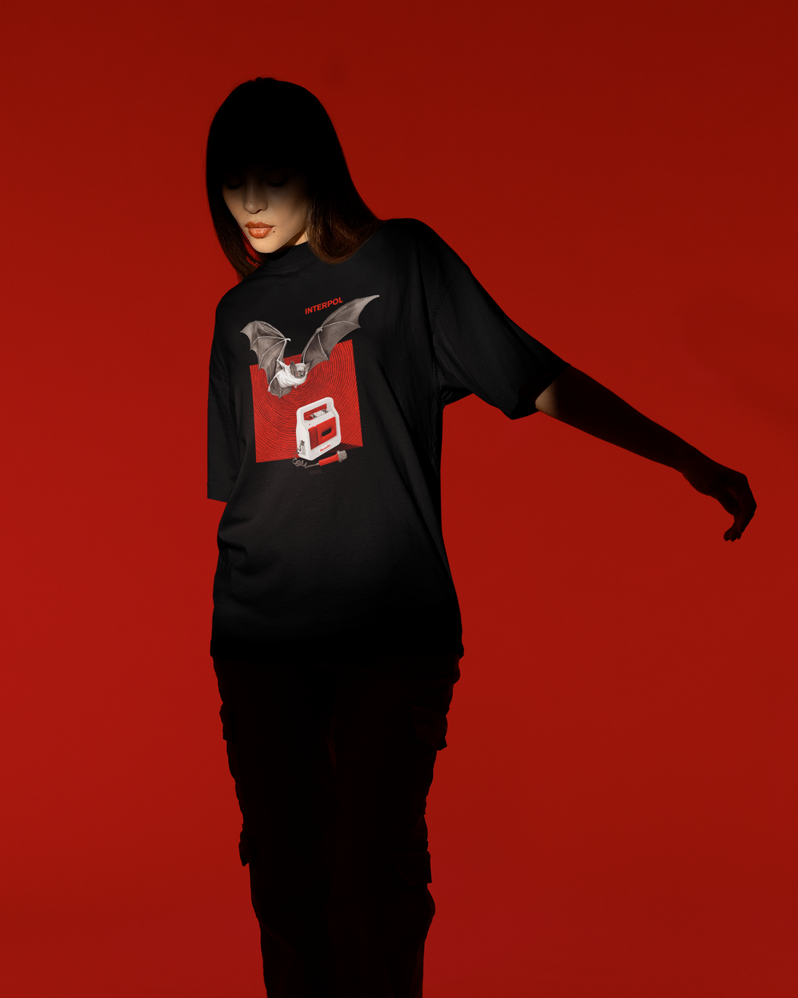 Camiseta Preta Interpol Red Echoes