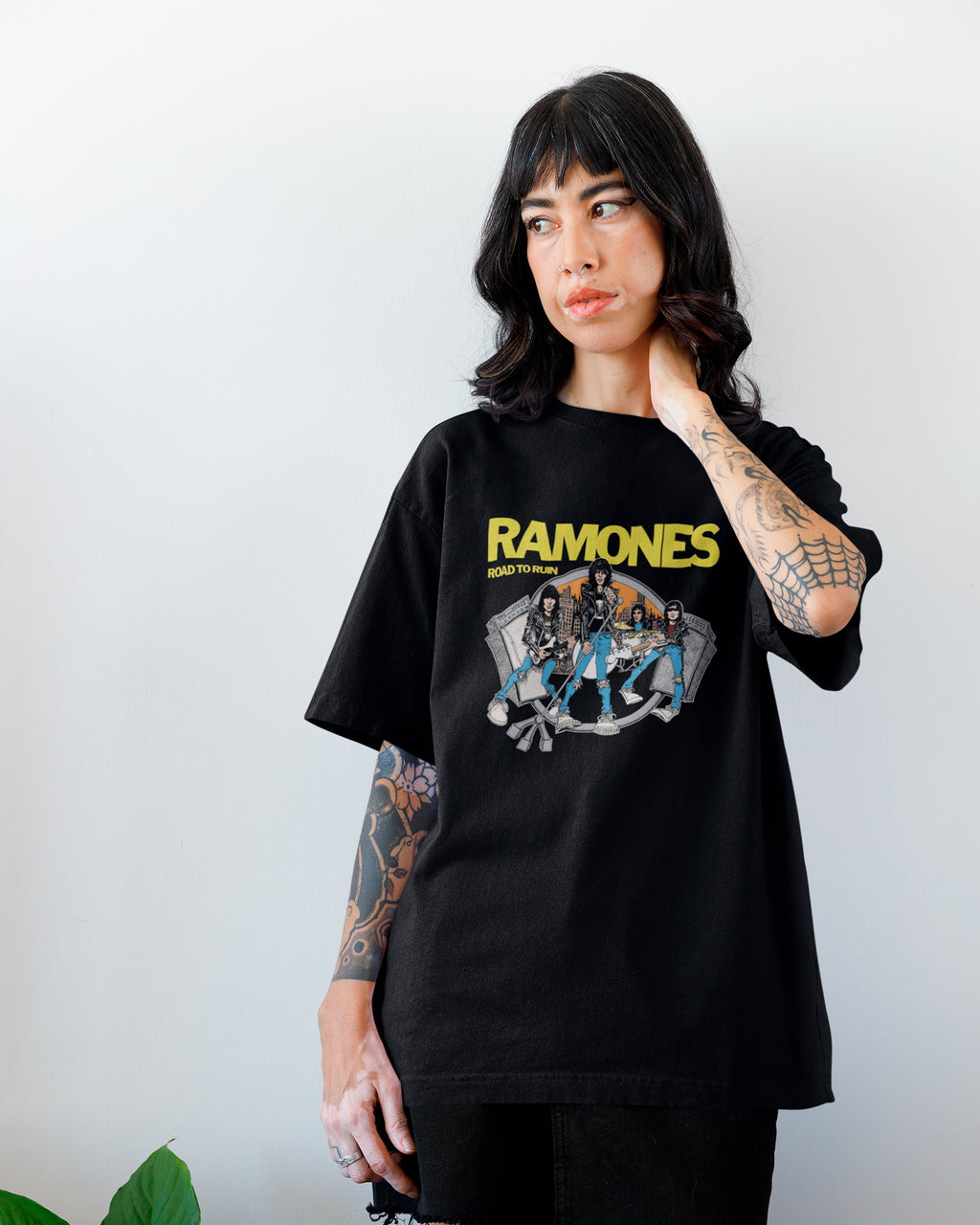 Camiseta Ramones Road to Ruin Integrantes Preta Estampada