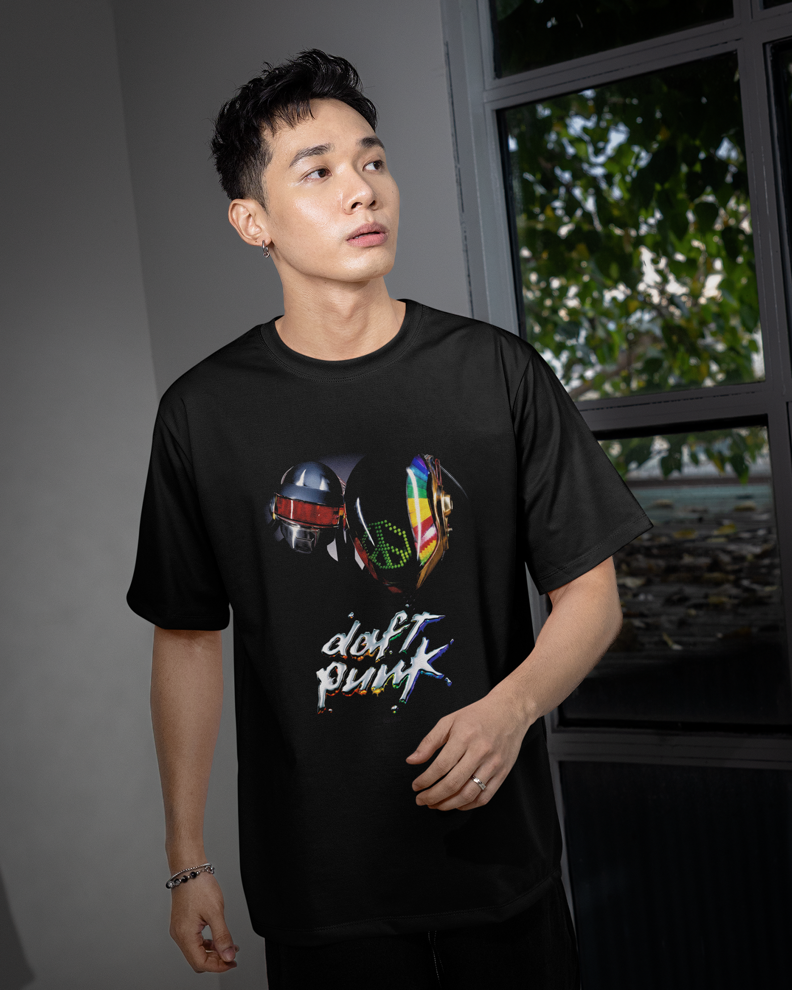 Camiseta Preta Daft Punk Rainbow Circuit