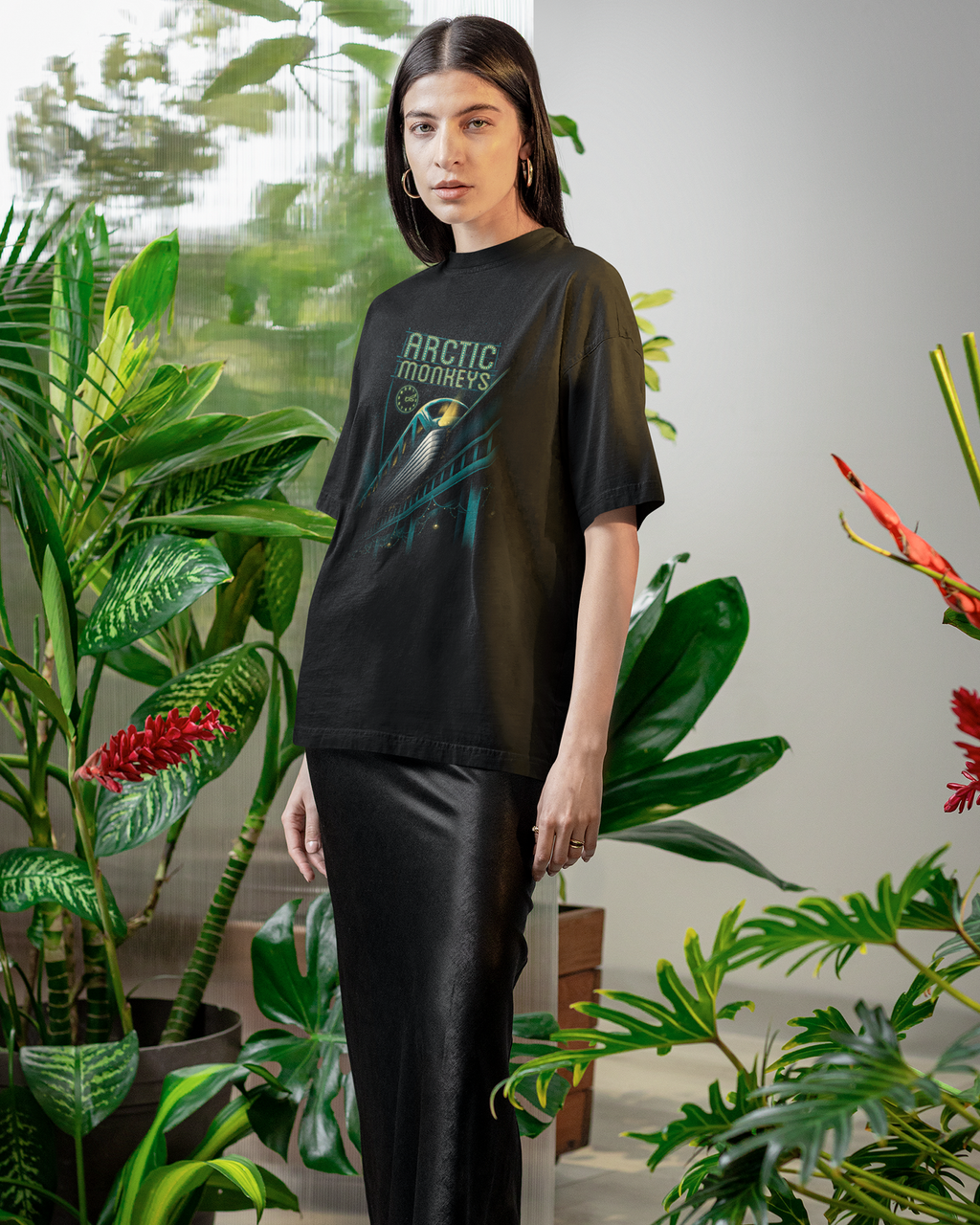 Camiseta Arctic Monkeys Midnight Train Retrô Unissex