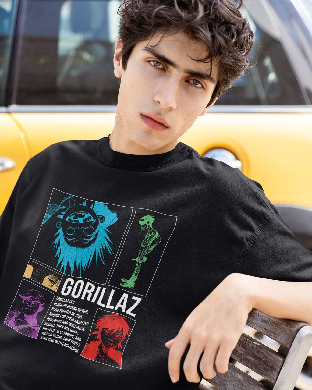 Camiseta Preta Gorillaz Plastic Beach Signals
