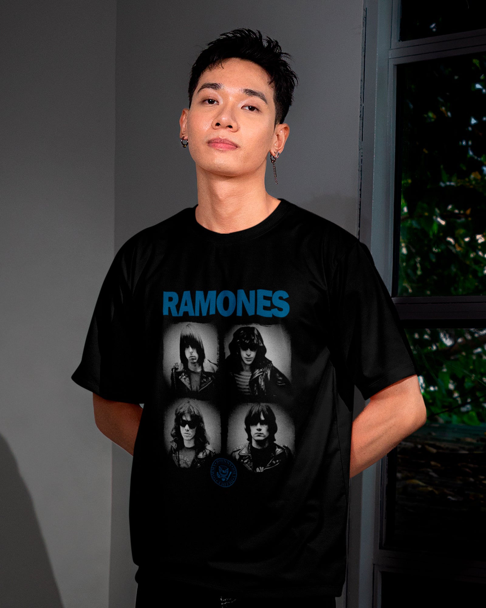 Camiseta Clássica Ramones Membros Photo