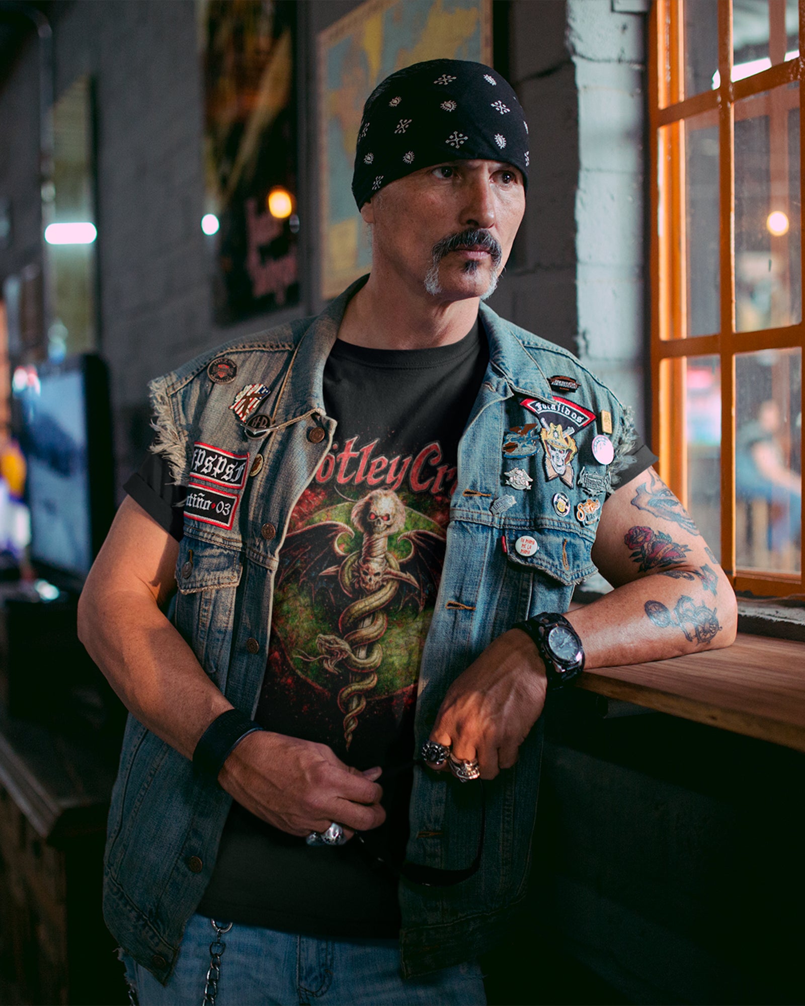 Camiseta Motley Crue Serpentes Glam Rock