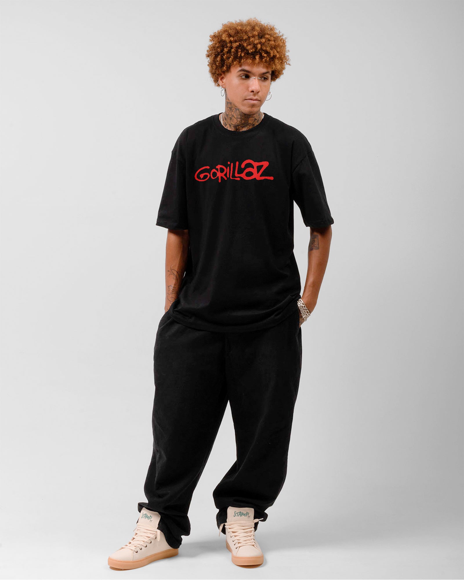 Camiseta Gorillaz Logo Clássica Vermelha