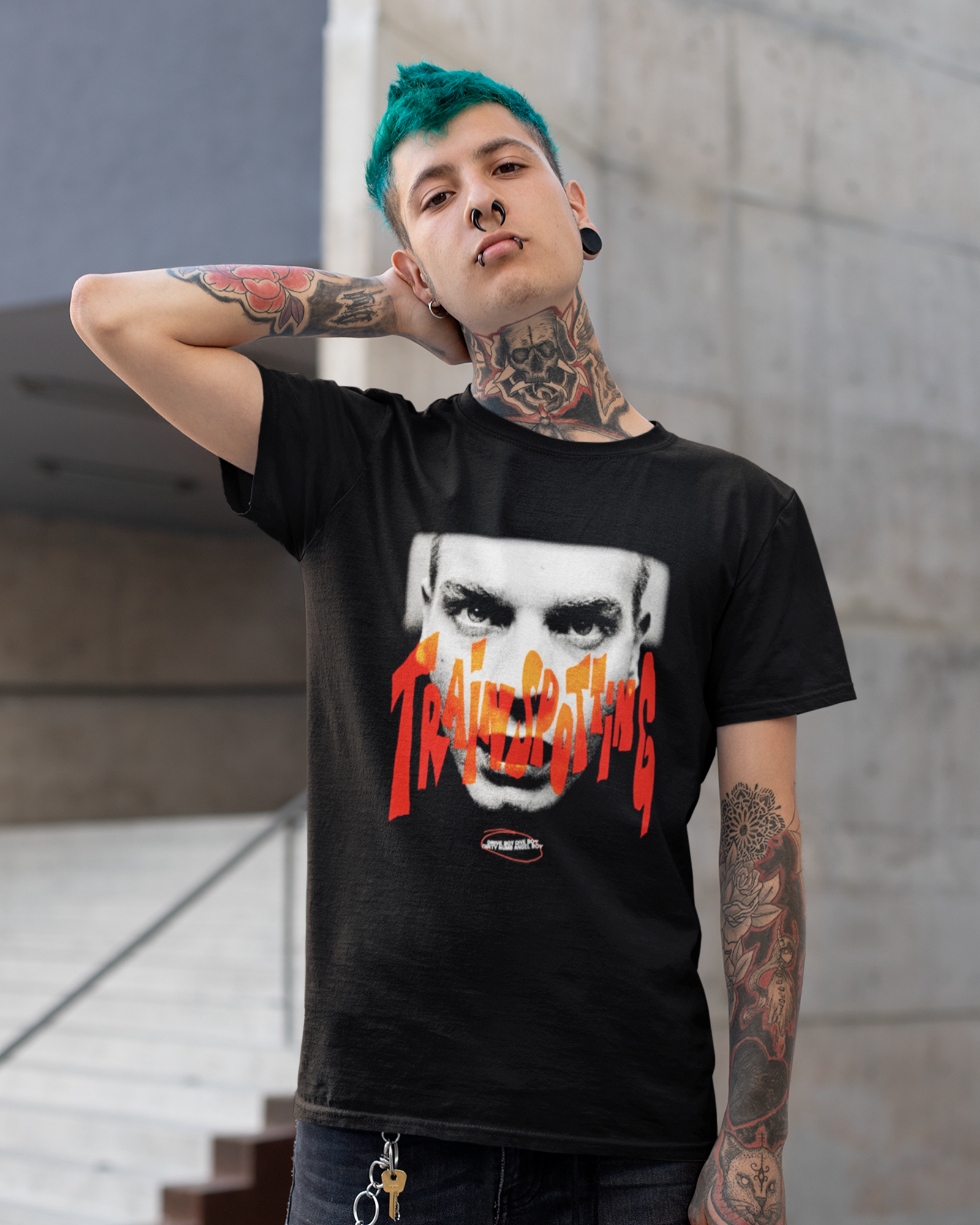 Camiseta Preta Trainspotting Cultura Underground Unissex